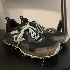 Adidas Terrex 260 hiking shoes